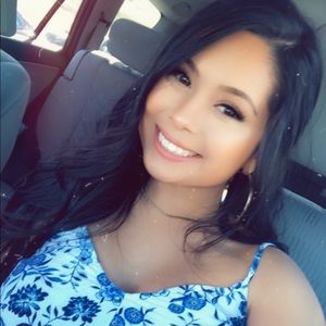 Meet your Posher, Vanessa